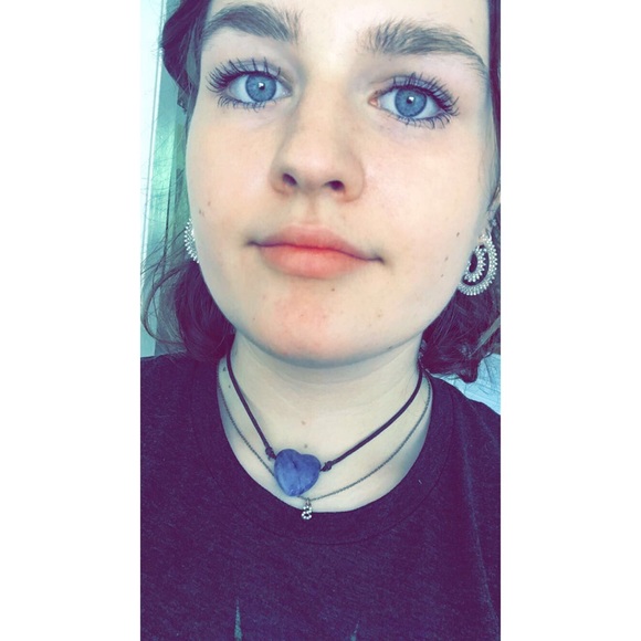 Meet your Posher, Sophie - Picture 1 of 3